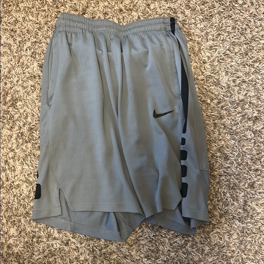 Nike Men's Athletic Shorts in Gray and Black